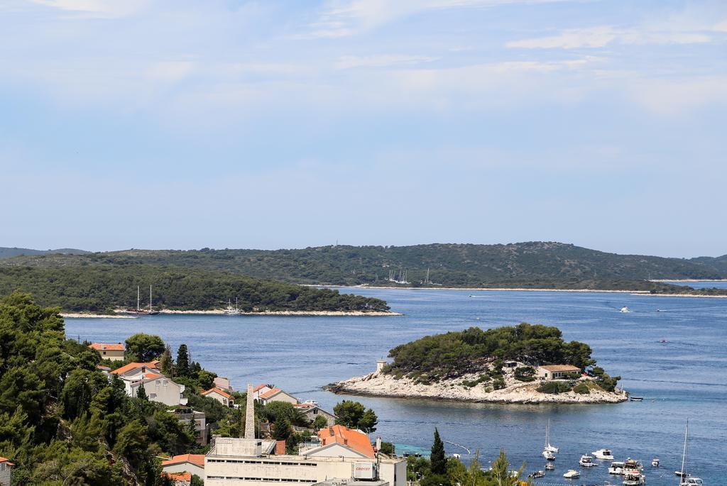 Apartments Divkovic Hvar Town Eksteriør bilde
